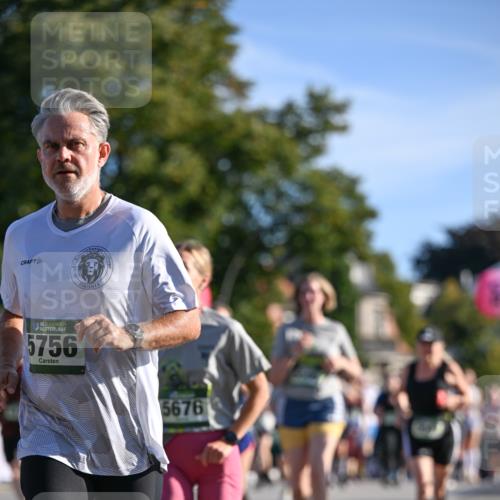 07.09.2025 - BARMER Alsterlauf Dr. Thomas Lammeyer http://msf.ph/oto/8714977 07.09.2025 09:49:23 Laufen 36, 5756, 5676 meine-sportfotos.de
