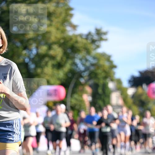 07.09.2025 - BARMER Alsterlauf Dr. Thomas Lammeyer http://msf.ph/oto/8715005 07.09.2025 09:49:28 Laufen 36, 10 meine-sportfotos.de