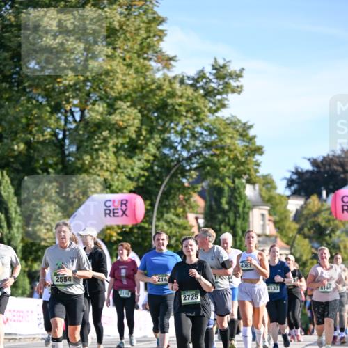 07.09.2025 - BARMER Alsterlauf Dr. Thomas Lammeyer http://msf.ph/oto/8715011 07.09.2025 09:49:30 Laufen 2554, 2119, 214, 2725, 4081, 4130, 4148, 54 meine-sportfotos.de