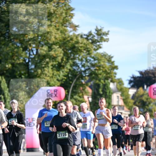 07.09.2025 - BARMER Alsterlauf Dr. Thomas Lammeyer http://msf.ph/oto/8715015 07.09.2025 09:49:31 Laufen 821, 2725, 4081, 4130, 4148 meine-sportfotos.de