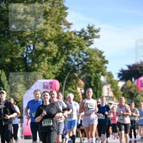 07.09.2025 - BARMER Alsterlauf Dr. Thomas Lammeyer http://msf.ph/oto/8715018 07.09.2025 09:49:31 Laufen 081, 2725, 4950, 4148, 54 meine-sportfotos.de