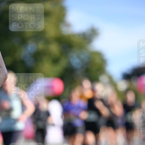 07.09.2025 - BARMER Alsterlauf Dr. Thomas Lammeyer http://msf.ph/oto/8715076 07.09.2025 09:49:42 Laufen 664 meine-sportfotos.de