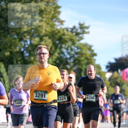 07.09.2025 - BARMER Alsterlauf Dr. Thomas Lammeyer http://msf.ph/oto/8715085 07.09.2025 09:49:45 Laufen 5400, 36, 3291, 4324, 4396 meine-sportfotos.de
