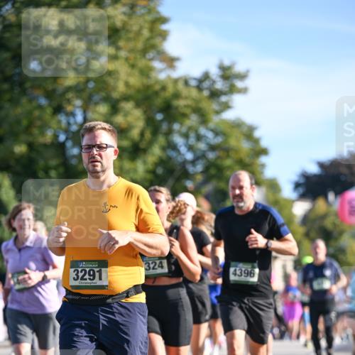 07.09.2025 - BARMER Alsterlauf Dr. Thomas Lammeyer http://msf.ph/oto/8715087 07.09.2025 09:49:46 Laufen 36, 3291, 324, 4396 meine-sportfotos.de