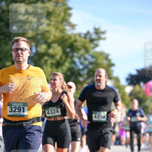 07.09.2025 - BARMER Alsterlauf Dr. Thomas Lammeyer http://msf.ph/oto/8715091 07.09.2025 09:49:46 Laufen 36, 3291, 4324, 4396 meine-sportfotos.de