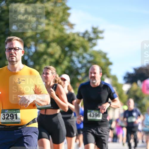 07.09.2025 - BARMER Alsterlauf Dr. Thomas Lammeyer http://msf.ph/oto/8715092 07.09.2025 09:49:46 Laufen 36, 3291, 4396 meine-sportfotos.de