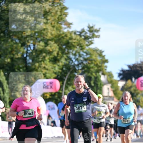 07.09.2025 - BARMER Alsterlauf Dr. Thomas Lammeyer http://msf.ph/oto/8715116 07.09.2025 09:49:50 Laufen 8063, 4071, 4641, 211, 200 meine-sportfotos.de