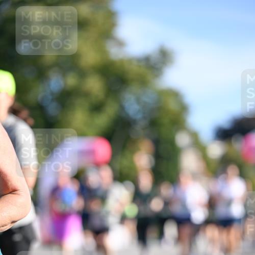 07.09.2025 - BARMER Alsterlauf Dr. Thomas Lammeyer http://msf.ph/oto/8715149 07.09.2025 09:49:56 Laufen  meine-sportfotos.de