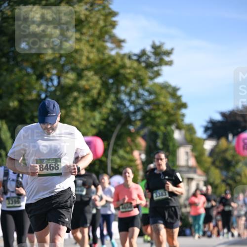 07.09.2025 - BARMER Alsterlauf Dr. Thomas Lammeyer http://msf.ph/oto/8715196 07.09.2025 09:50:03 Laufen 3399, 8468, 3383 meine-sportfotos.de