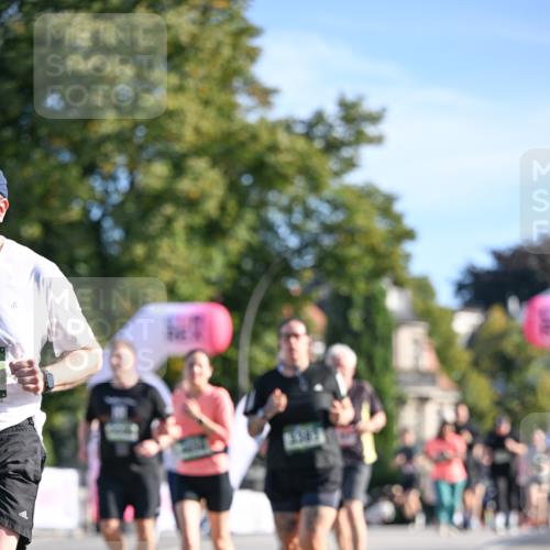 07.09.2025 - BARMER Alsterlauf Dr. Thomas Lammeyer http://msf.ph/oto/8715203 07.09.2025 09:50:04 Laufen 3383 meine-sportfotos.de
