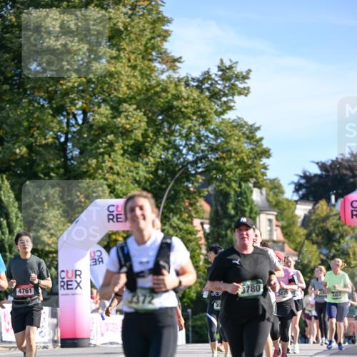07.09.2025 - BARMER Alsterlauf Dr. Thomas Lammeyer http://msf.ph/oto/8715266 07.09.2025 09:50:15 Laufen 4761, 372, 30, 3780, 3070, 4404, 54 meine-sportfotos.de