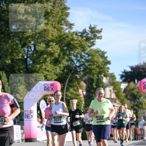 07.09.2025 - BARMER Alsterlauf Dr. Thomas Lammeyer http://msf.ph/oto/8715302 07.09.2025 09:50:22 Laufen 60, 322, 3571, 4404, 4287, 54 meine-sportfotos.de