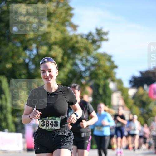 07.09.2025 - BARMER Alsterlauf Dr. Thomas Lammeyer http://msf.ph/oto/8715361 07.09.2025 09:50:35 Laufen 36, 3848 meine-sportfotos.de
