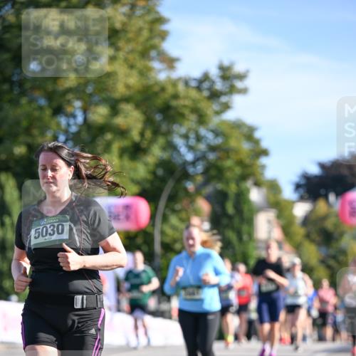 07.09.2025 - BARMER Alsterlauf Dr. Thomas Lammeyer http://msf.ph/oto/8715371 07.09.2025 09:50:37 Laufen 5030 meine-sportfotos.de