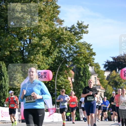 07.09.2025 - BARMER Alsterlauf Dr. Thomas Lammeyer http://msf.ph/oto/8715382 07.09.2025 09:50:39 Laufen 4410, 2661, 2222, 3619, 17, 3216, 54 meine-sportfotos.de