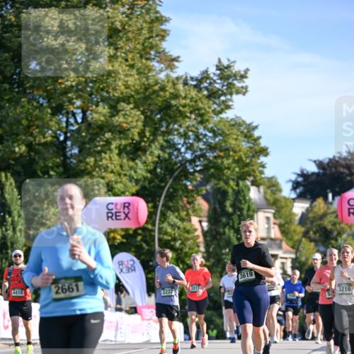 07.09.2025 - BARMER Alsterlauf Dr. Thomas Lammeyer http://msf.ph/oto/8715385 07.09.2025 09:50:39 Laufen 4410, 2661, 2222, 3619, 3216 meine-sportfotos.de