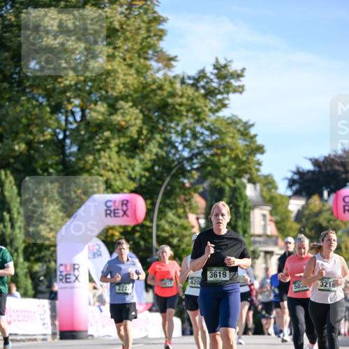 07.09.2025 - BARMER Alsterlauf Dr. Thomas Lammeyer http://msf.ph/oto/8715393 07.09.2025 09:50:41 Laufen 3619, 420, 2222, 503, 3216, 54 meine-sportfotos.de