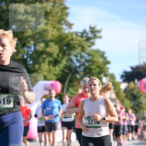 07.09.2025 - BARMER Alsterlauf Dr. Thomas Lammeyer http://msf.ph/oto/8715416 07.09.2025 09:50:45 Laufen 619, 10, 3216 meine-sportfotos.de
