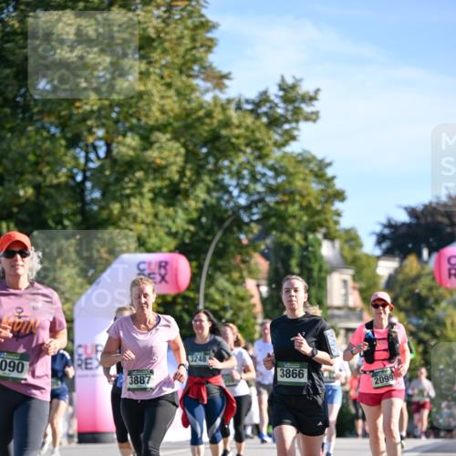 07.09.2025 - BARMER Alsterlauf Dr. Thomas Lammeyer http://msf.ph/oto/8715473 07.09.2025 09:50:55 Laufen 090, 3887, 3248, 3866, 2099, 5 meine-sportfotos.de