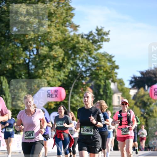 07.09.2025 - BARMER Alsterlauf Dr. Thomas Lammeyer http://msf.ph/oto/8715478 07.09.2025 09:50:56 Laufen 3887, 3248, 3866, 2099, 5 meine-sportfotos.de