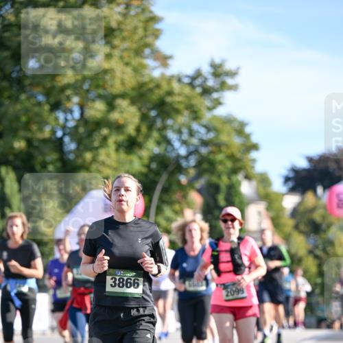07.09.2025 - BARMER Alsterlauf Dr. Thomas Lammeyer http://msf.ph/oto/8715485 07.09.2025 09:50:57 Laufen 3866, 2099 meine-sportfotos.de