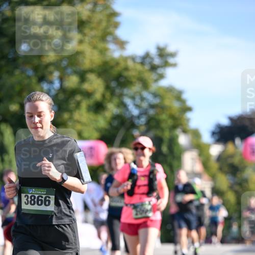 07.09.2025 - BARMER Alsterlauf Dr. Thomas Lammeyer http://msf.ph/oto/8715492 07.09.2025 09:50:58 Laufen 3866 meine-sportfotos.de