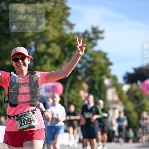 07.09.2025 - BARMER Alsterlauf Dr. Thomas Lammeyer http://msf.ph/oto/8715504 07.09.2025 09:51:00 Laufen 136, 2099, 54 meine-sportfotos.de