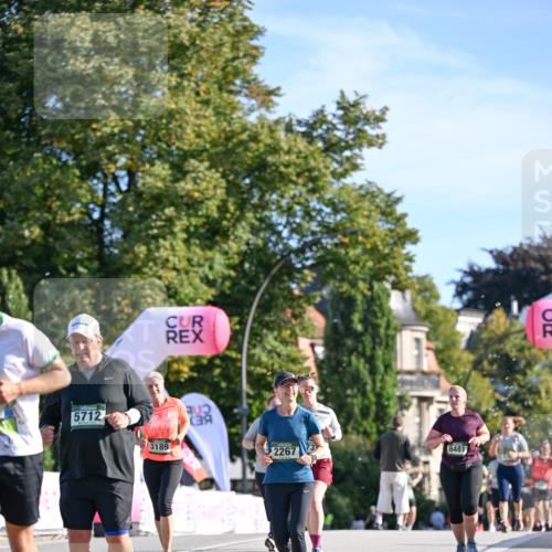 07.09.2025 - BARMER Alsterlauf Dr. Thomas Lammeyer http://msf.ph/oto/8715533 07.09.2025 09:51:06 Laufen 5712, 3189, 2267, 8481, 54 meine-sportfotos.de