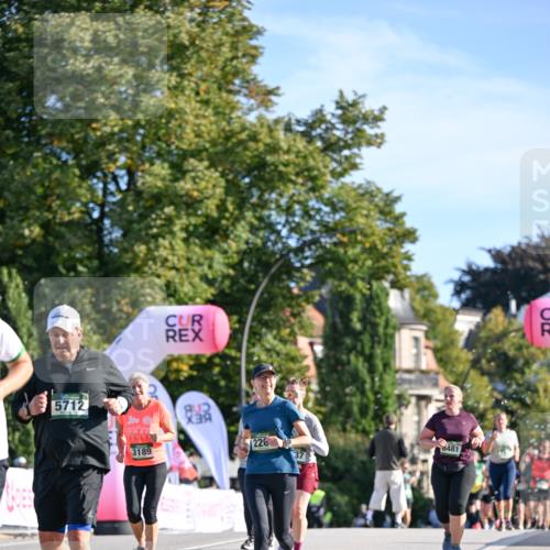 07.09.2025 - BARMER Alsterlauf Dr. Thomas Lammeyer http://msf.ph/oto/8715535 07.09.2025 09:51:06 Laufen 1477, 5712, 3189, 226, 8481, 54 meine-sportfotos.de