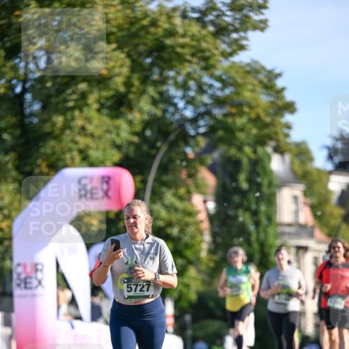 07.09.2025 - BARMER Alsterlauf Dr. Thomas Lammeyer http://msf.ph/oto/8715569 07.09.2025 09:51:15 Laufen 5727 meine-sportfotos.de
