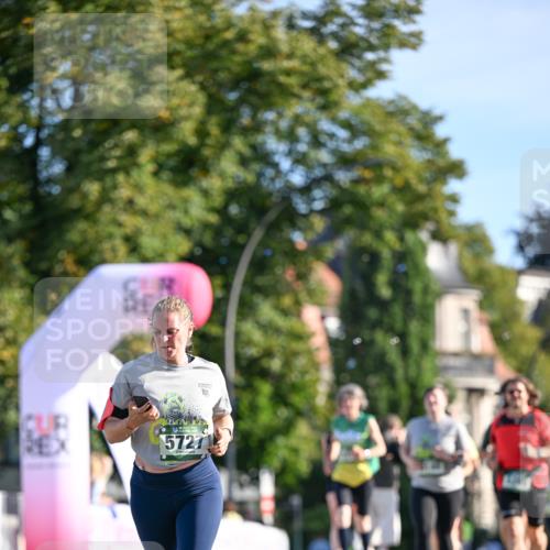 07.09.2025 - BARMER Alsterlauf Dr. Thomas Lammeyer http://msf.ph/oto/8715572 07.09.2025 09:51:16 Laufen 10, 5727 meine-sportfotos.de