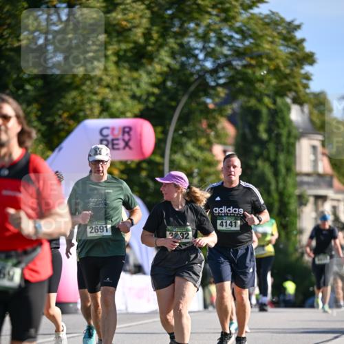 07.09.2025 - BARMER Alsterlauf Dr. Thomas Lammeyer http://msf.ph/oto/8715603 07.09.2025 09:51:25 Laufen 69, 2691, 2292, 4141 meine-sportfotos.de