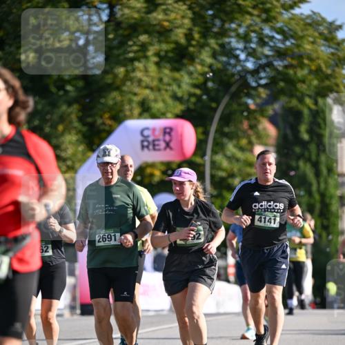 07.09.2025 - BARMER Alsterlauf Dr. Thomas Lammeyer http://msf.ph/oto/8715607 07.09.2025 09:51:25 Laufen 2691, 92, 62, 4141 meine-sportfotos.de