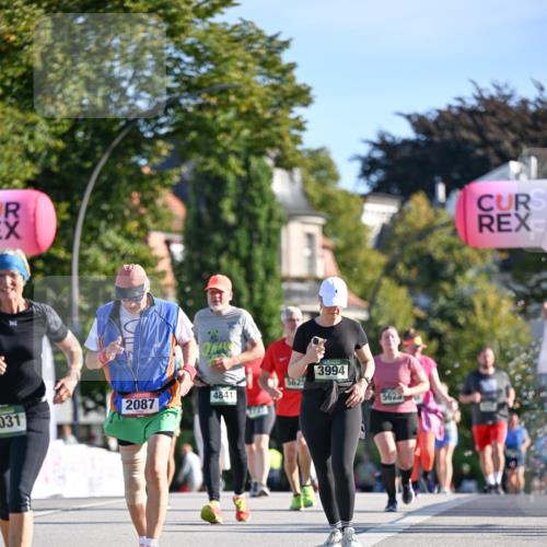 07.09.2025 - BARMER Alsterlauf Dr. Thomas Lammeyer http://msf.ph/oto/8715638 07.09.2025 09:51:33 Laufen 4841, 2087, 031, 5625, 3994, 5623 meine-sportfotos.de