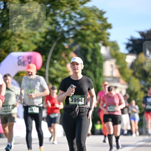 07.09.2025 - BARMER Alsterlauf Dr. Thomas Lammeyer http://msf.ph/oto/8715657 07.09.2025 09:51:37 Laufen 4433, 4841, 3994 meine-sportfotos.de