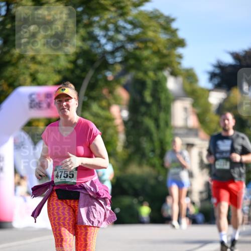 07.09.2025 - BARMER Alsterlauf Dr. Thomas Lammeyer http://msf.ph/oto/8715700 07.09.2025 09:51:44 Laufen 4755 meine-sportfotos.de