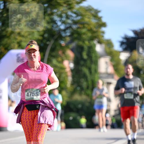 07.09.2025 - BARMER Alsterlauf Dr. Thomas Lammeyer http://msf.ph/oto/8715702 07.09.2025 09:51:44 Laufen 4755 meine-sportfotos.de