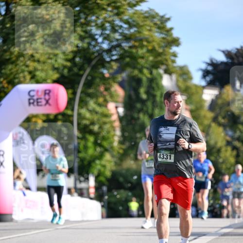 07.09.2025 - BARMER Alsterlauf Dr. Thomas Lammeyer http://msf.ph/oto/8715715 07.09.2025 09:51:46 Laufen 317, 4331 meine-sportfotos.de