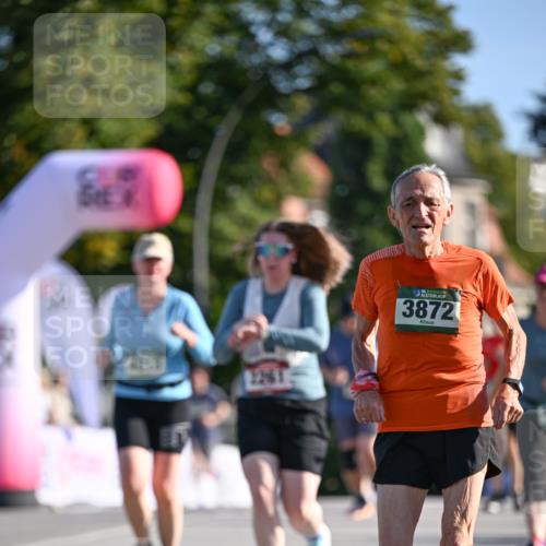 07.09.2025 - BARMER Alsterlauf Dr. Thomas Lammeyer http://msf.ph/oto/8715770 07.09.2025 09:51:59 Laufen 3872 meine-sportfotos.de