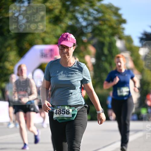 07.09.2025 - BARMER Alsterlauf Dr. Thomas Lammeyer http://msf.ph/oto/8715799 07.09.2025 09:52:06 Laufen 4858 meine-sportfotos.de