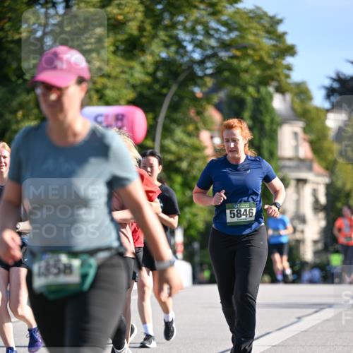07.09.2025 - BARMER Alsterlauf Dr. Thomas Lammeyer http://msf.ph/oto/8715802 07.09.2025 09:52:07 Laufen 1358, 5846 meine-sportfotos.de