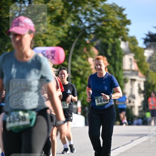 07.09.2025 - BARMER Alsterlauf Dr. Thomas Lammeyer http://msf.ph/oto/8715803 07.09.2025 09:52:07 Laufen 1858, 157, 5846 meine-sportfotos.de
