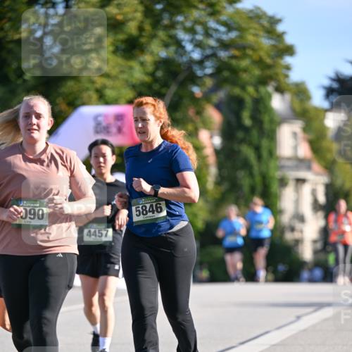 07.09.2025 - BARMER Alsterlauf Dr. Thomas Lammeyer http://msf.ph/oto/8715810 07.09.2025 09:52:08 Laufen 090, 4457, 5846 meine-sportfotos.de