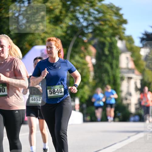 07.09.2025 - BARMER Alsterlauf Dr. Thomas Lammeyer http://msf.ph/oto/8715812 07.09.2025 09:52:09 Laufen 90, 4457, 15, 5846, 34 meine-sportfotos.de