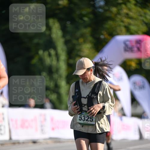 07.09.2025 - BARMER Alsterlauf Dr. Thomas Lammeyer http://msf.ph/oto/8715842 07.09.2025 09:52:24 Laufen 36, 5325 meine-sportfotos.de