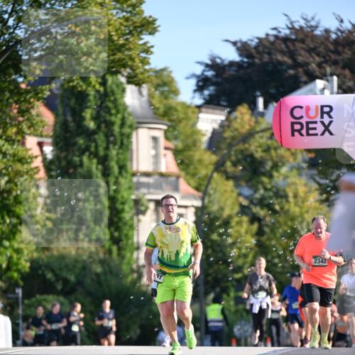 07.09.2025 - BARMER Alsterlauf Dr. Thomas Lammeyer http://msf.ph/oto/8715858 07.09.2025 09:52:27 Laufen 91, 2, 9, 2342 meine-sportfotos.de