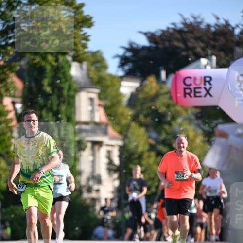 07.09.2025 - BARMER Alsterlauf Dr. Thomas Lammeyer http://msf.ph/oto/8715865 07.09.2025 09:52:31 Laufen 209, 2342 meine-sportfotos.de