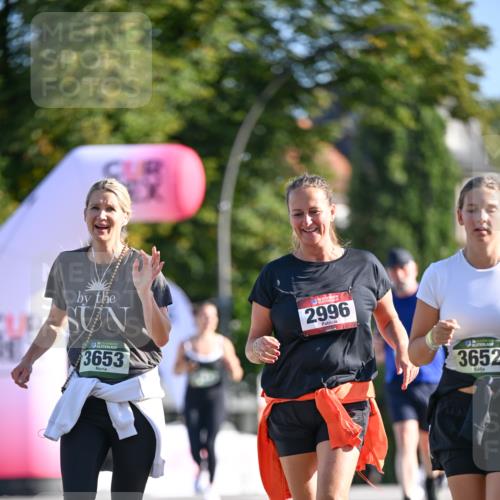 07.09.2025 - BARMER Alsterlauf Dr. Thomas Lammeyer http://msf.ph/oto/8715896 07.09.2025 09:52:44 Laufen 35, 3653, 2996, 3652 meine-sportfotos.de