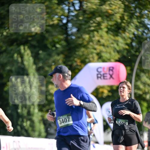 07.09.2025 - BARMER Alsterlauf Dr. Thomas Lammeyer http://msf.ph/oto/8715908 07.09.2025 09:52:50 Laufen 3407, 3405 meine-sportfotos.de