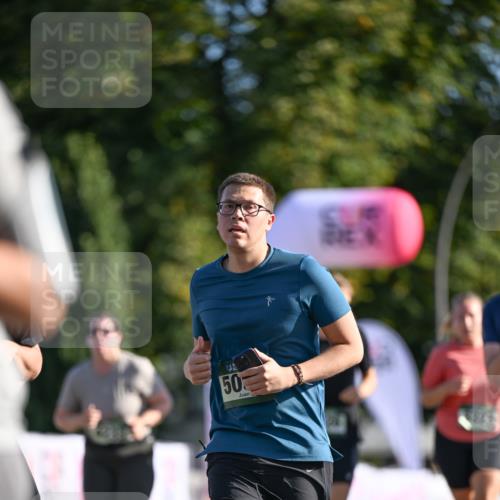 07.09.2025 - BARMER Alsterlauf Dr. Thomas Lammeyer http://msf.ph/oto/8715916 07.09.2025 09:52:53 Laufen 50 meine-sportfotos.de